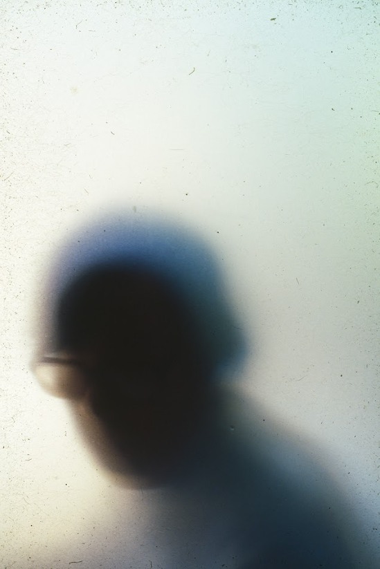 이인현 <소리 I>(1981) 슬라이드 필름을 영사기로 상영. ⓒ서울시립사진미술관